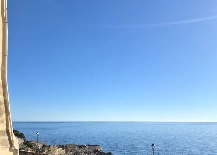 Elegant Vue Acces A Pieds * Bastia (Corsica)